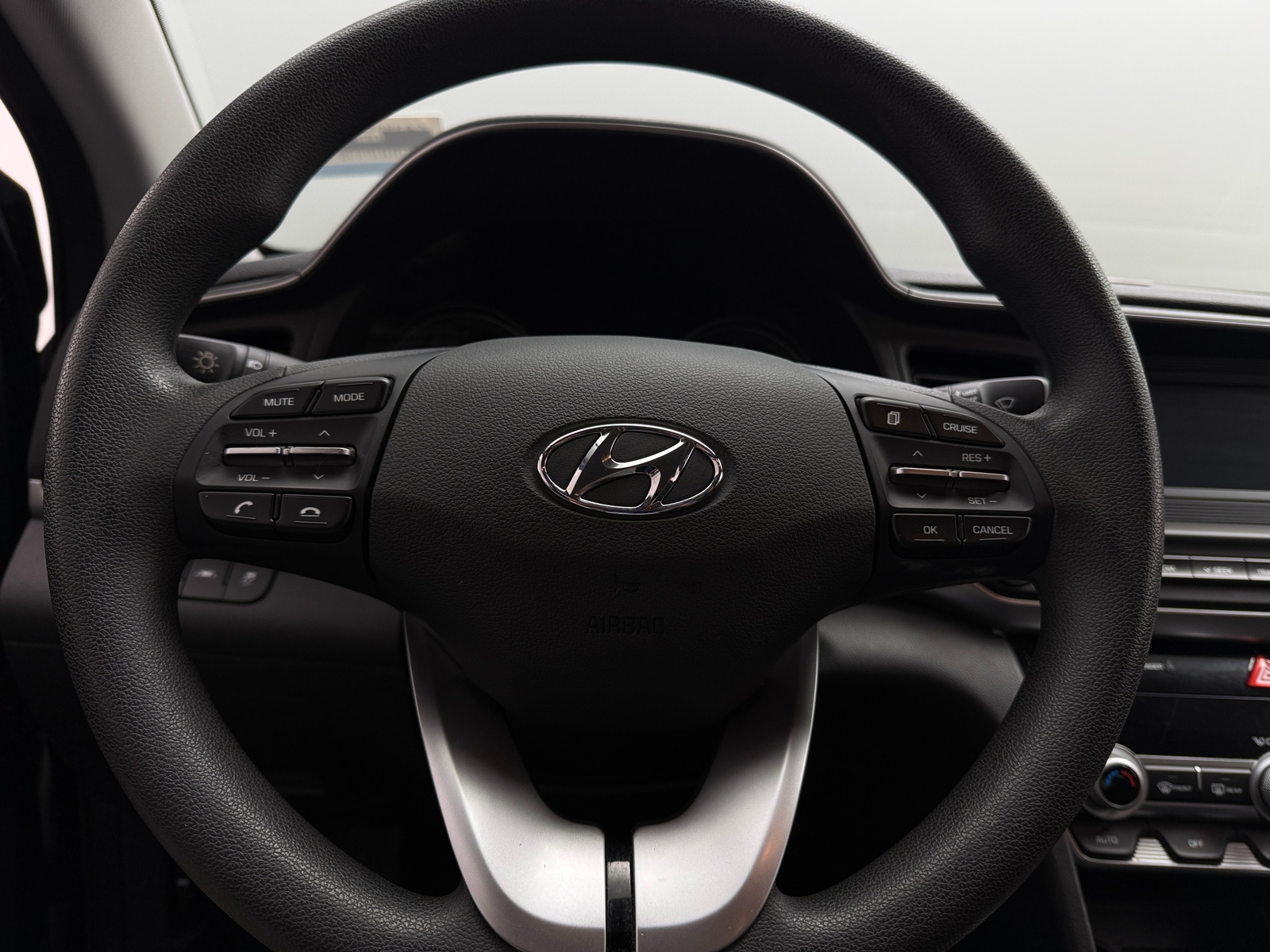 Thumbnail: 2020 Hyundai Elantra - 5