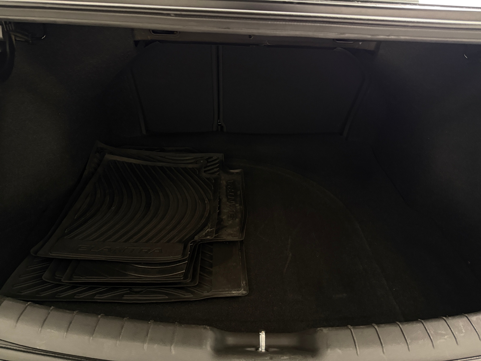 Thumbnail: 2020 Hyundai Elantra - 7