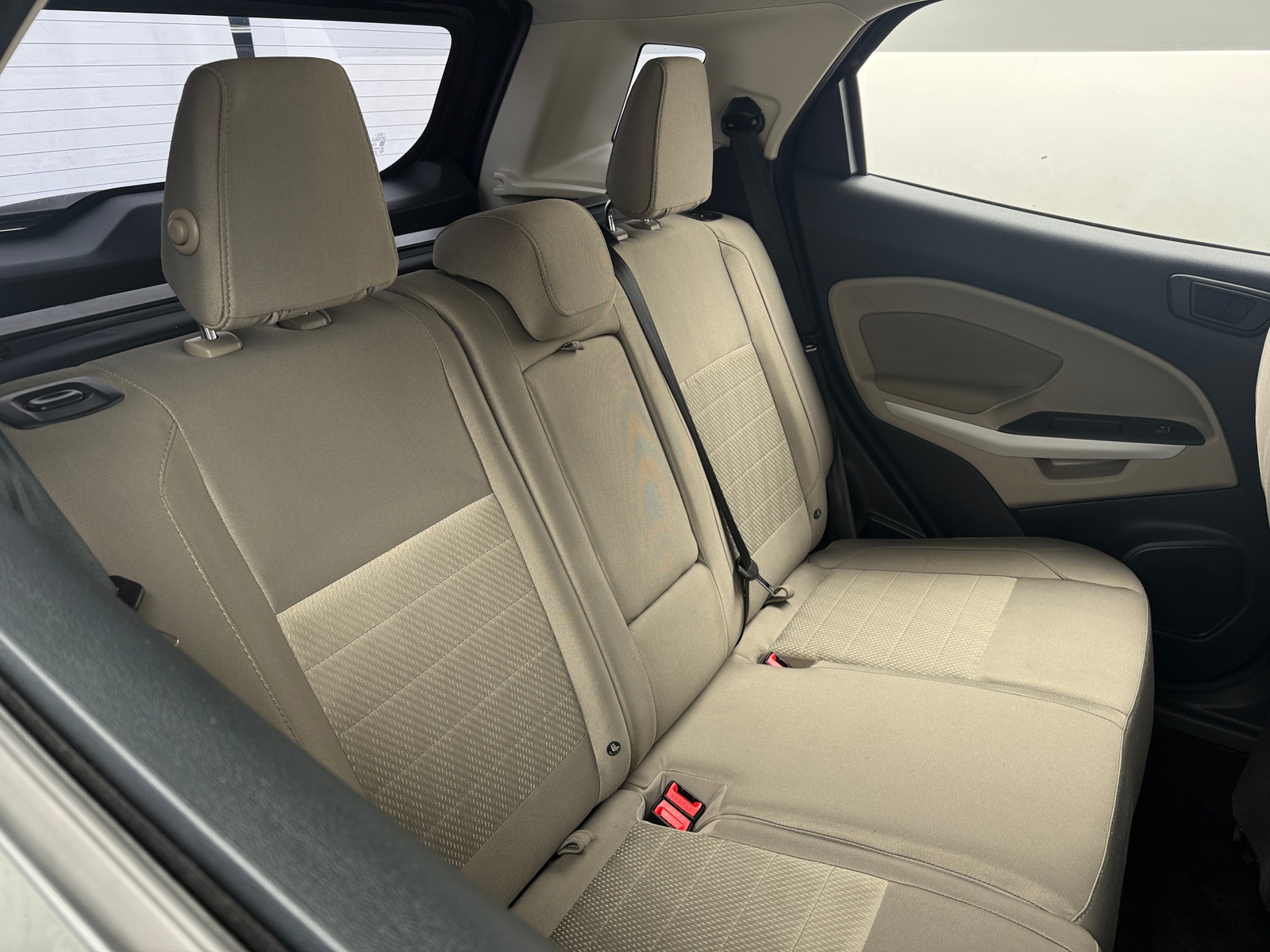 Thumbnail: 2018 Ford EcoSport - 6