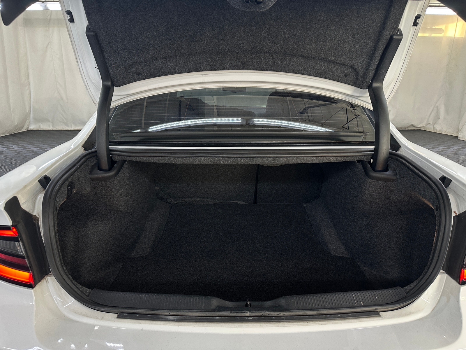 Thumbnail: 2021 Dodge Charger - 7