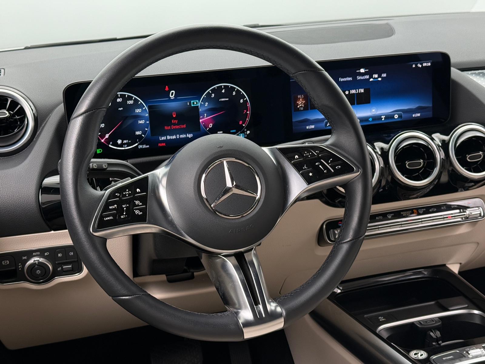 Thumbnail: 2025 Mercedes-Benz GLA - 4