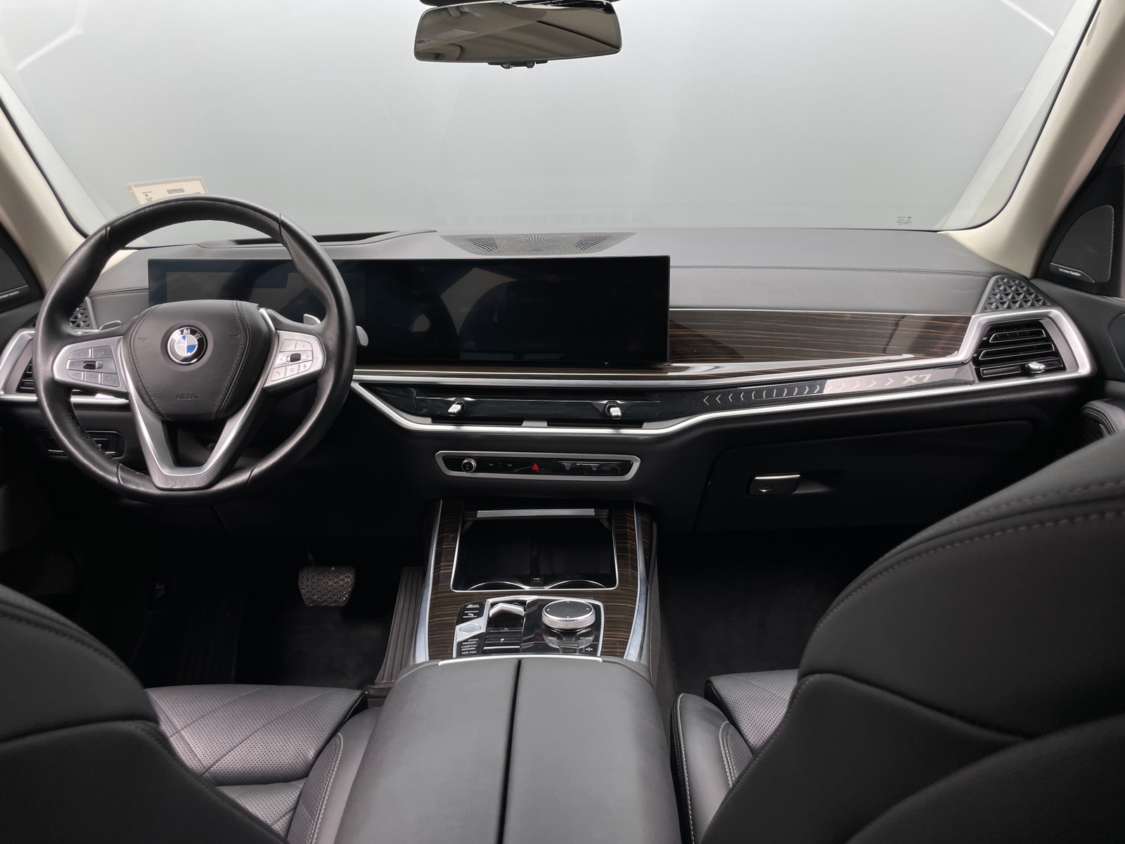 Thumbnail: 2024 BMW X7 - 2
