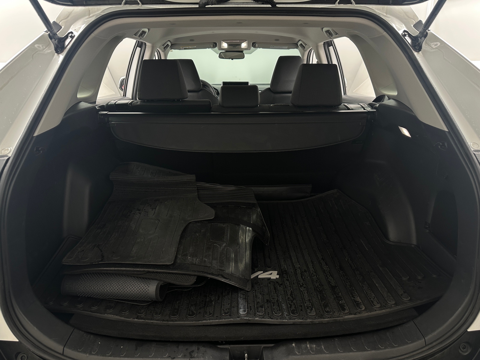 Thumbnail: 2023 Toyota RAV4 - 7