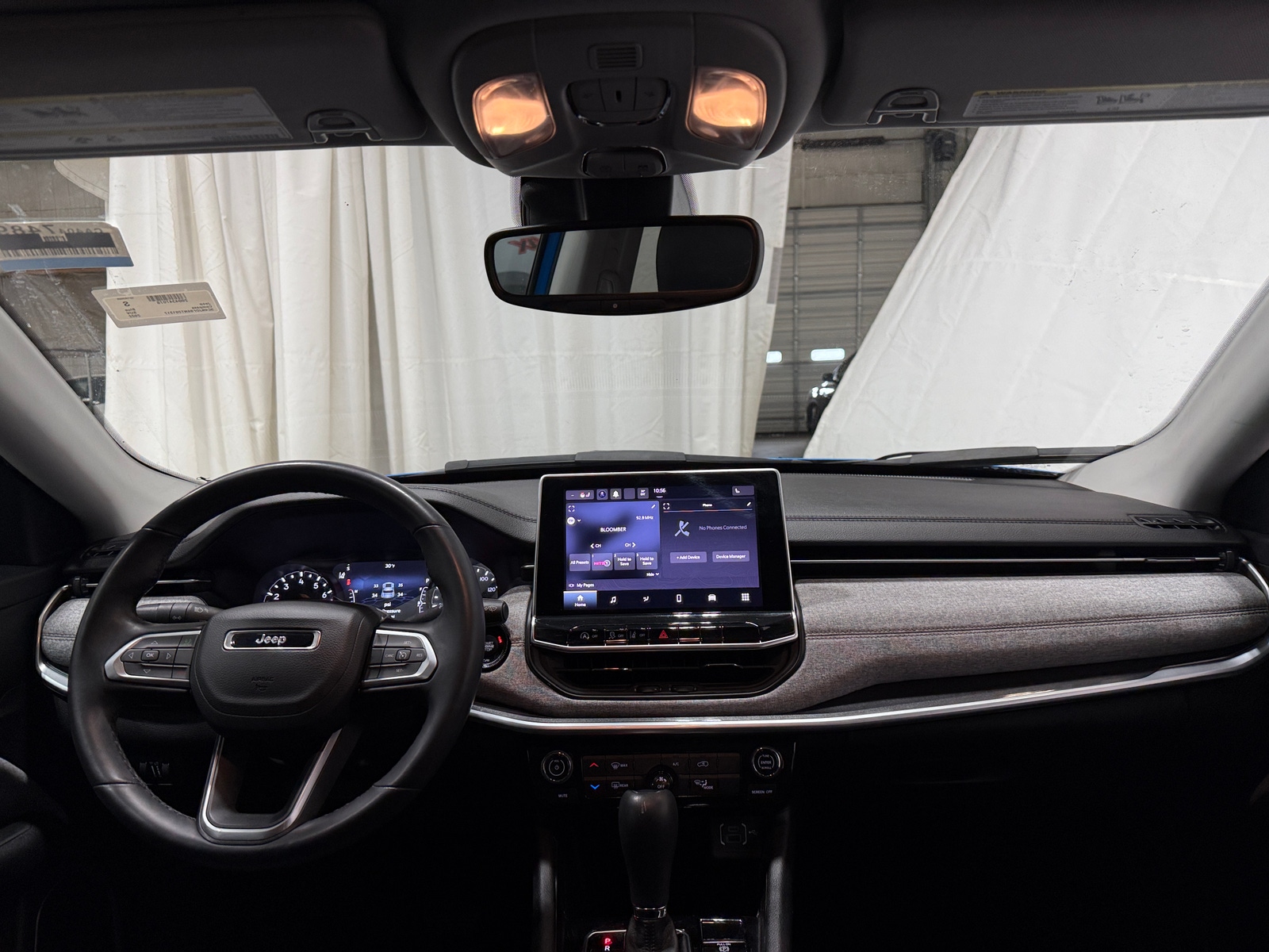 Thumbnail: 2022 Jeep Compass - 2