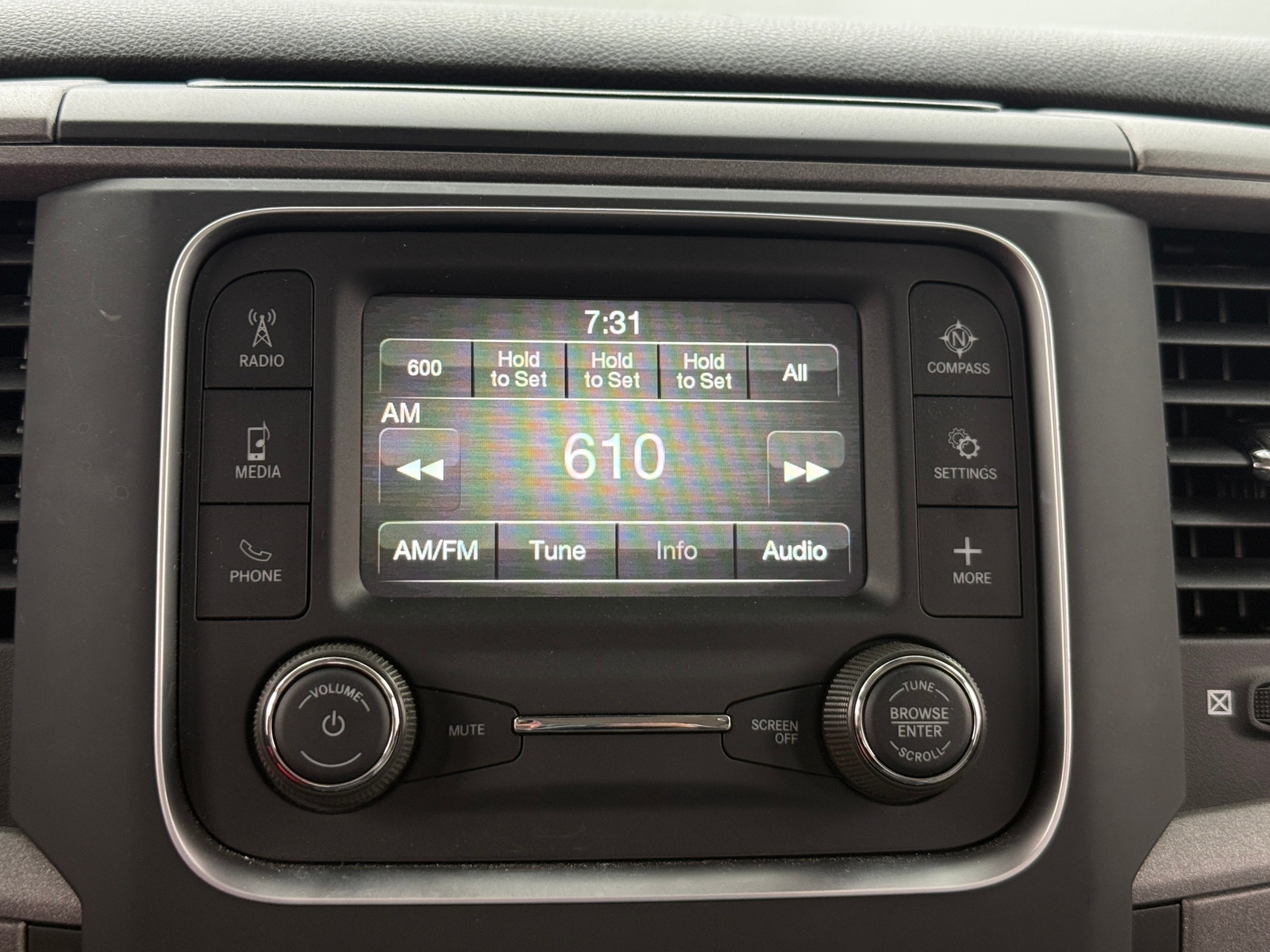 Thumbnail: 2023 RAM 1500 Classic - 3