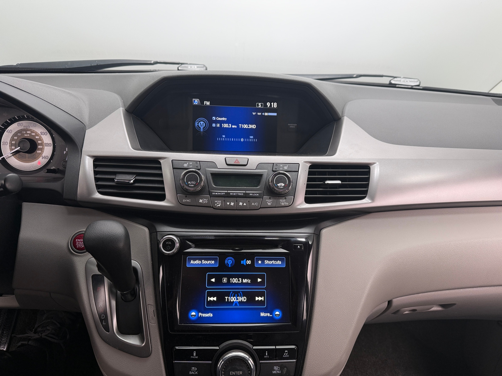 Thumbnail: 2016 Honda Odyssey - 3