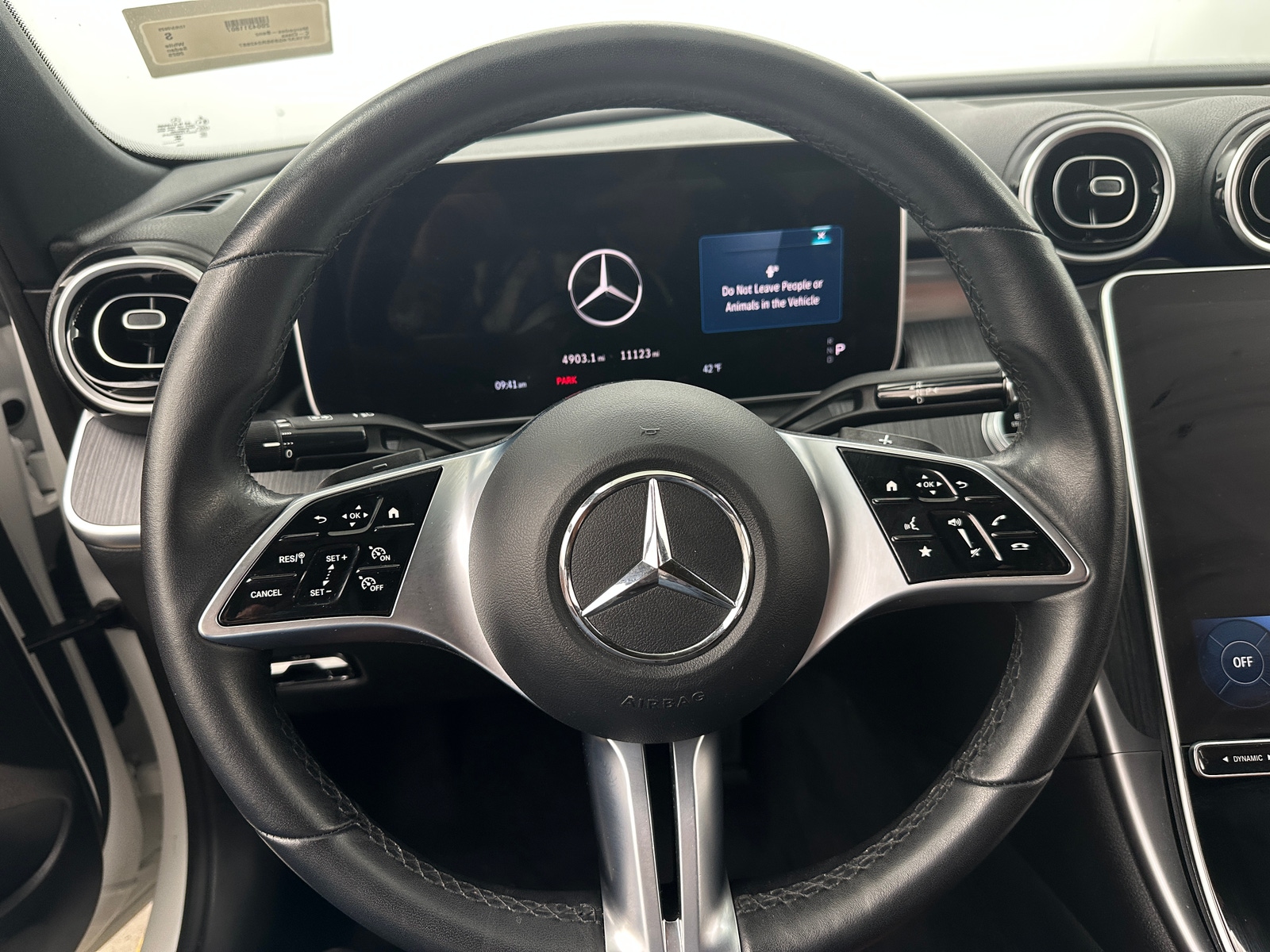 Thumbnail: 2025 Mercedes-Benz C-Class - 4