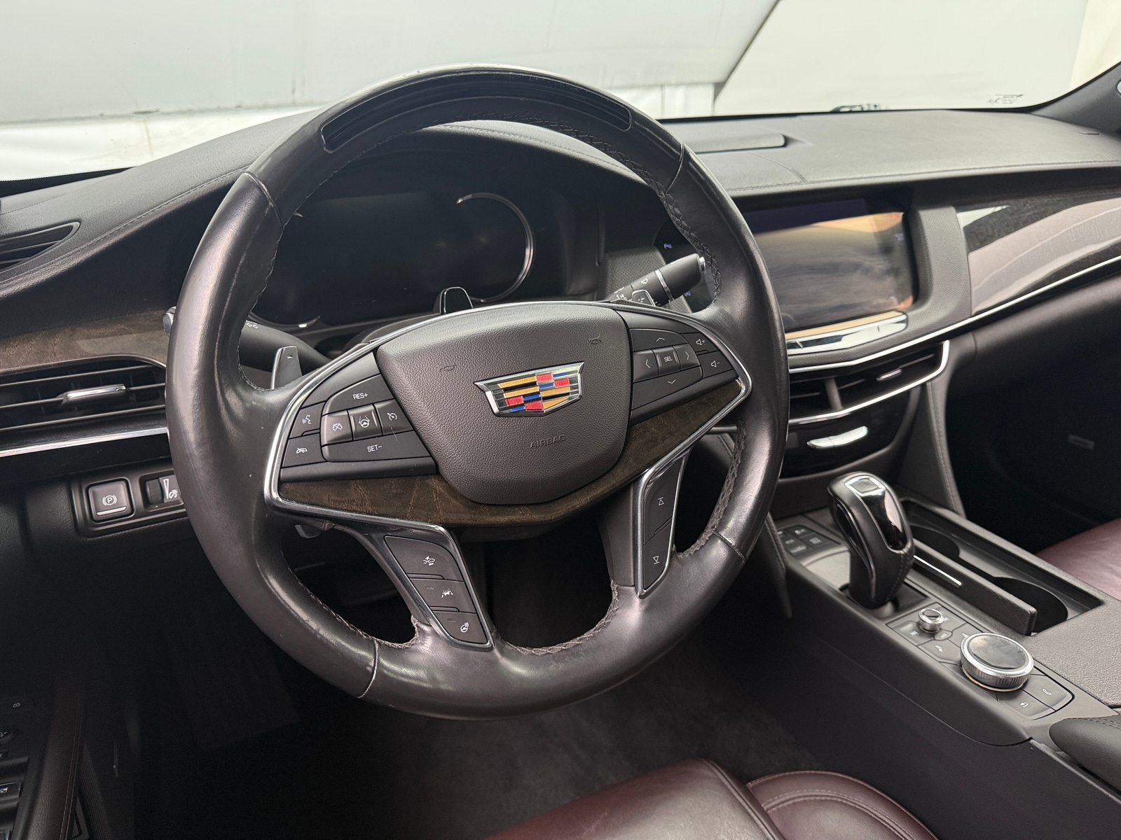 Thumbnail: 2019 Cadillac CT6 - 4