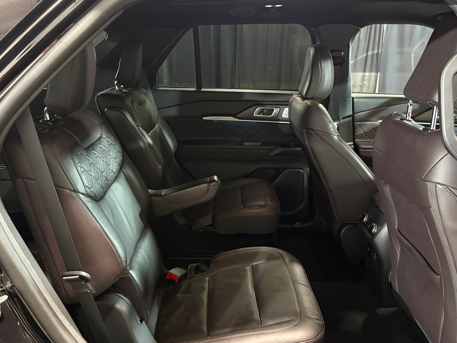 Thumbnail: 2025 Ford Explorer - 5