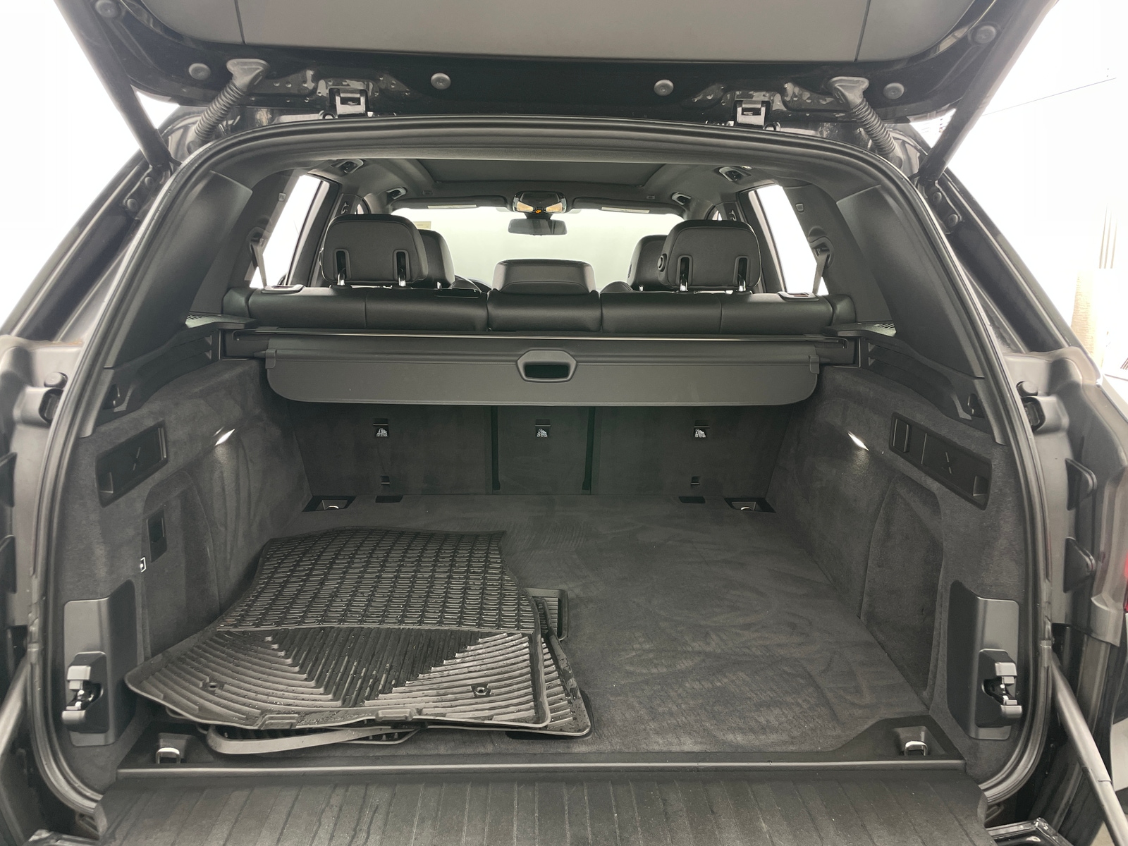 Thumbnail: 2022 BMW X5 - 6