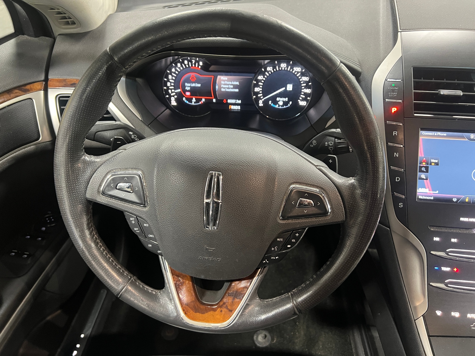 Thumbnail: 2014 Lincoln MKZ - 4