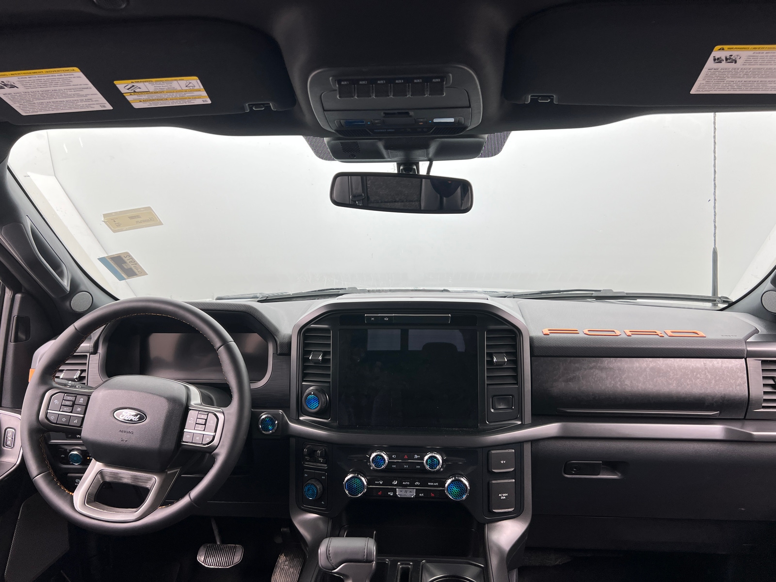 Thumbnail: 2025 Ford Econoline - 3