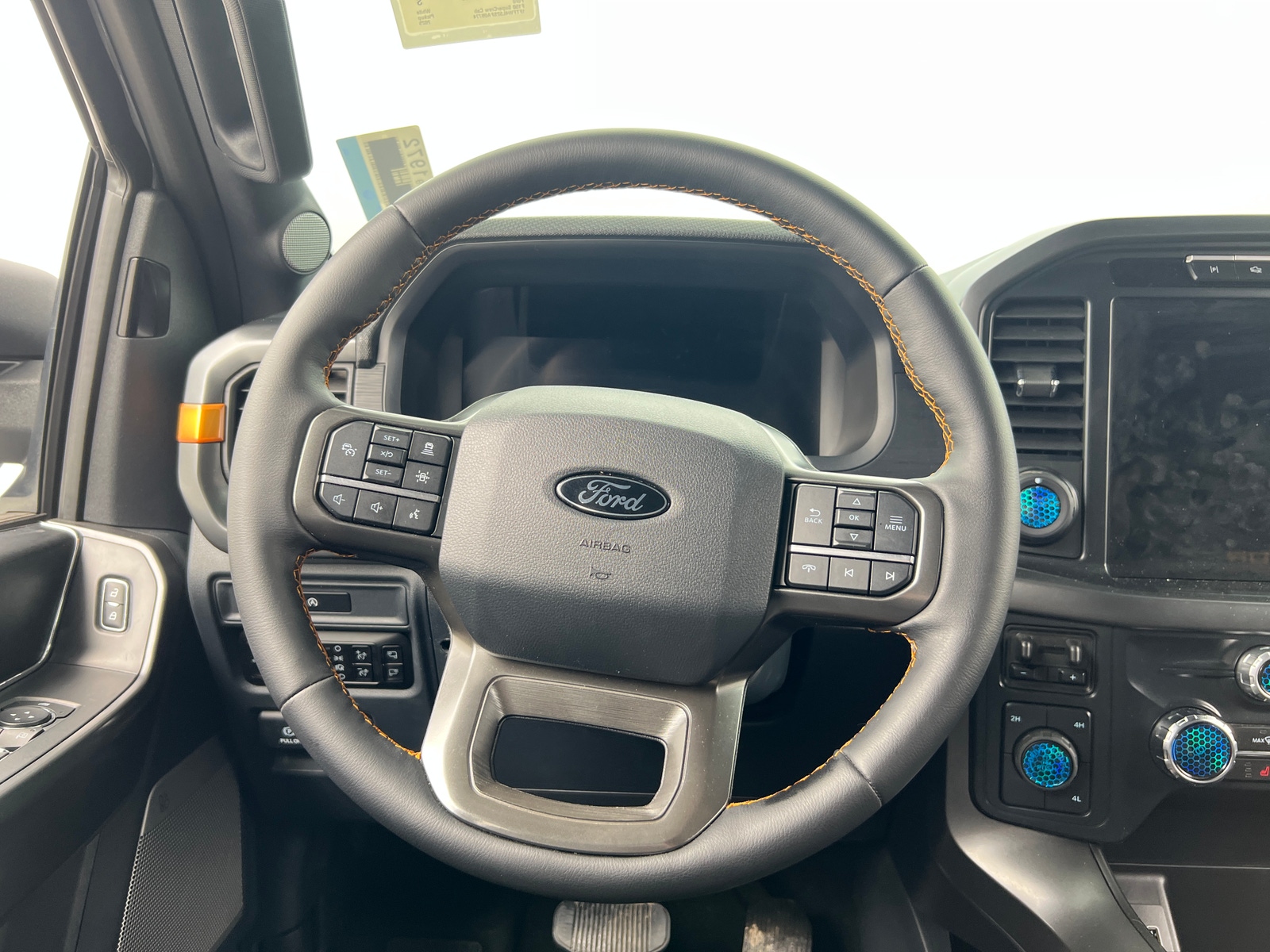 Thumbnail: 2025 Ford Econoline - 5