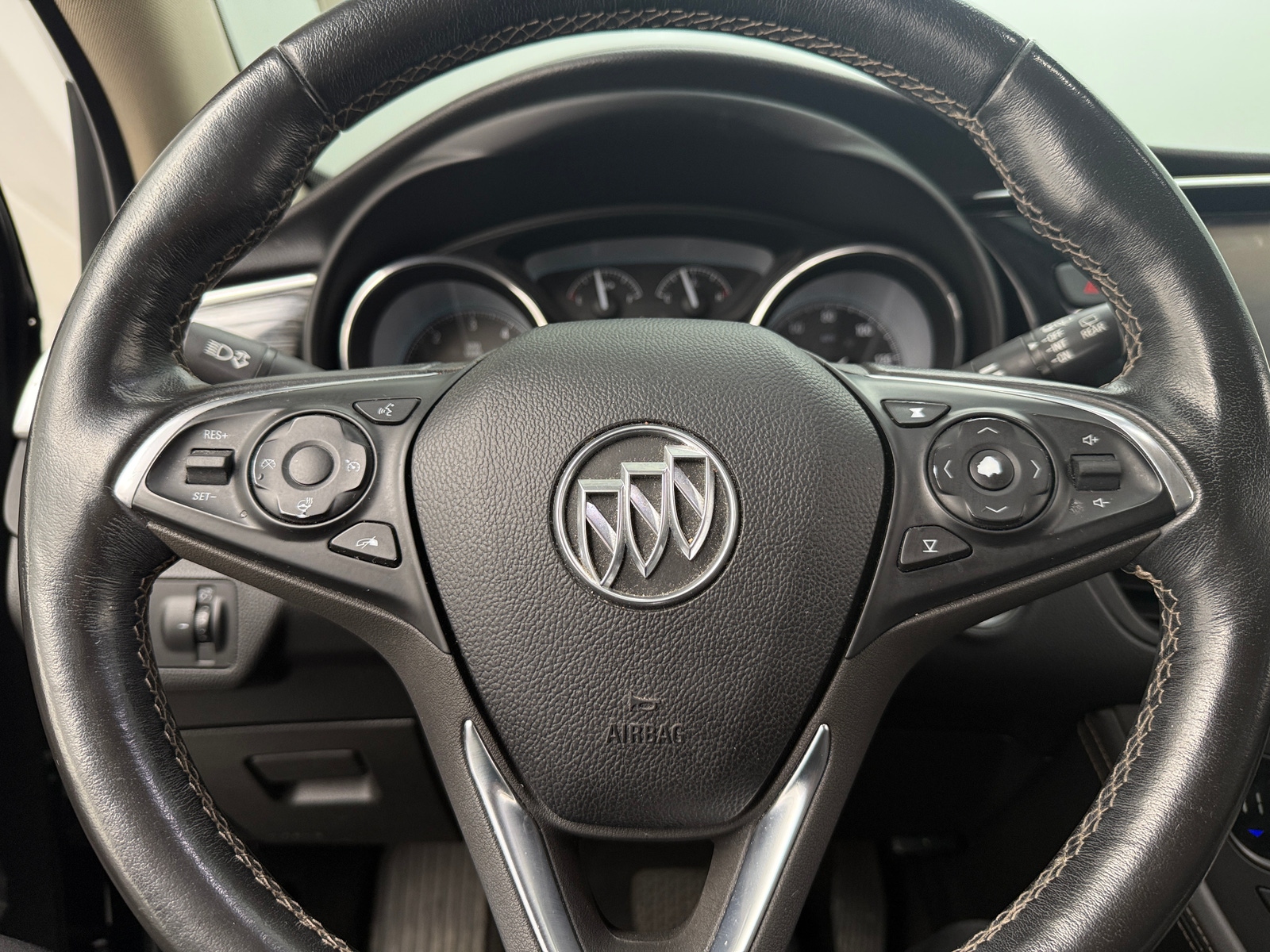 Thumbnail: 2017 Buick Envision - 4