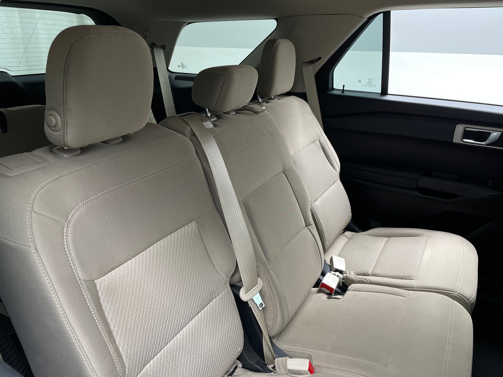 Thumbnail: 2020 Ford Explorer - 6