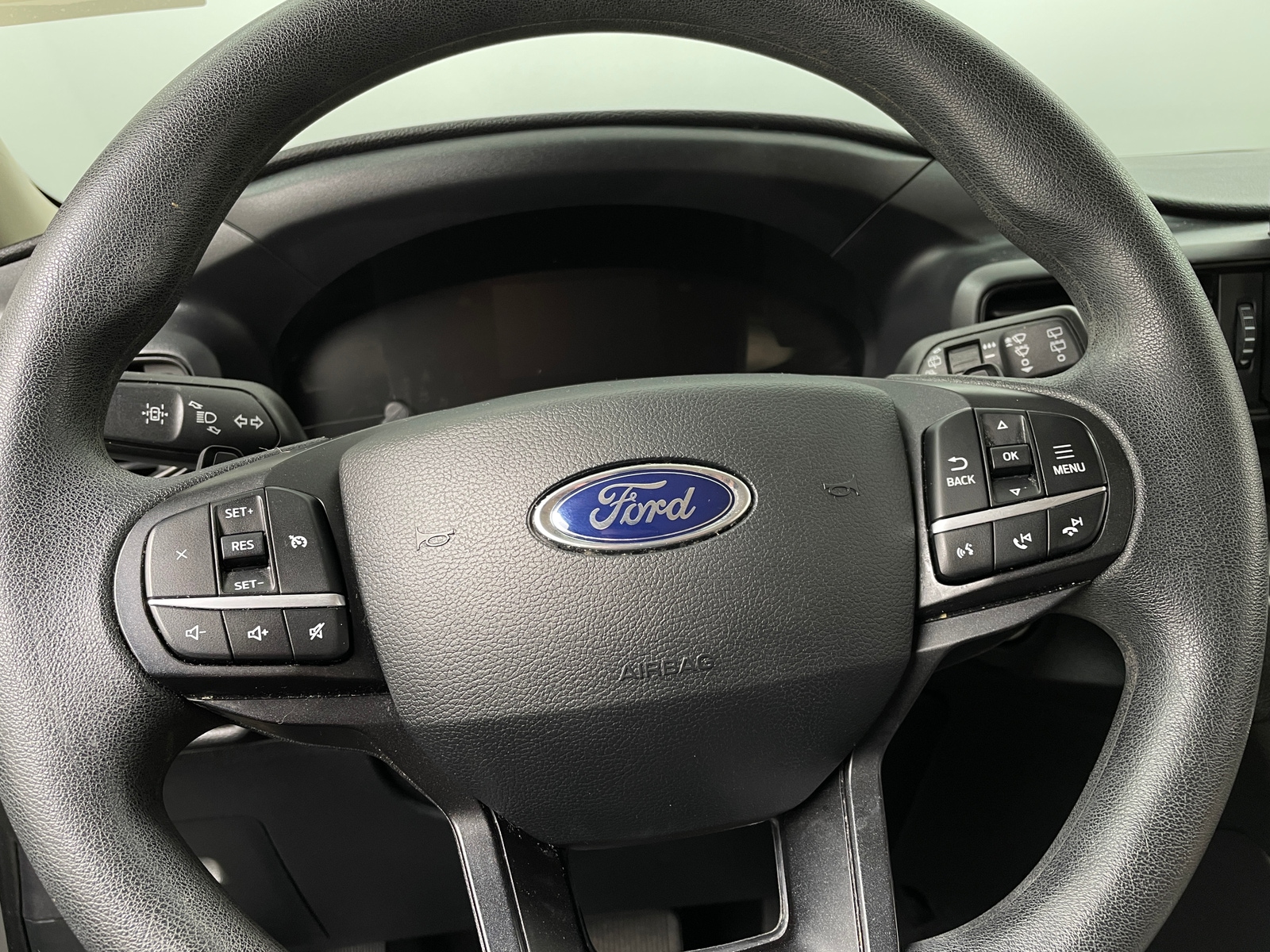 Thumbnail: 2020 Ford Explorer - 5