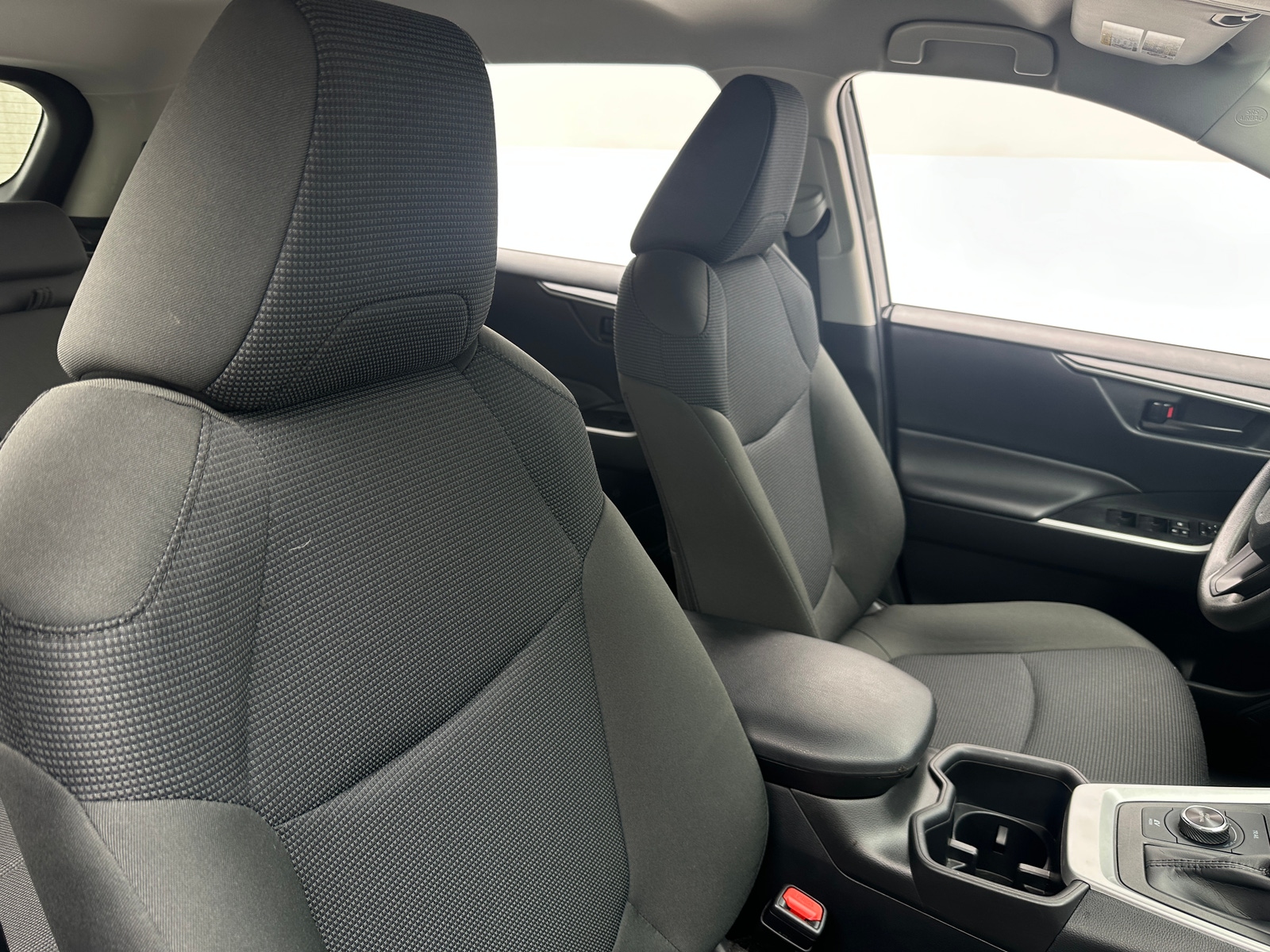 Thumbnail: 2025 Toyota RAV4 - 2