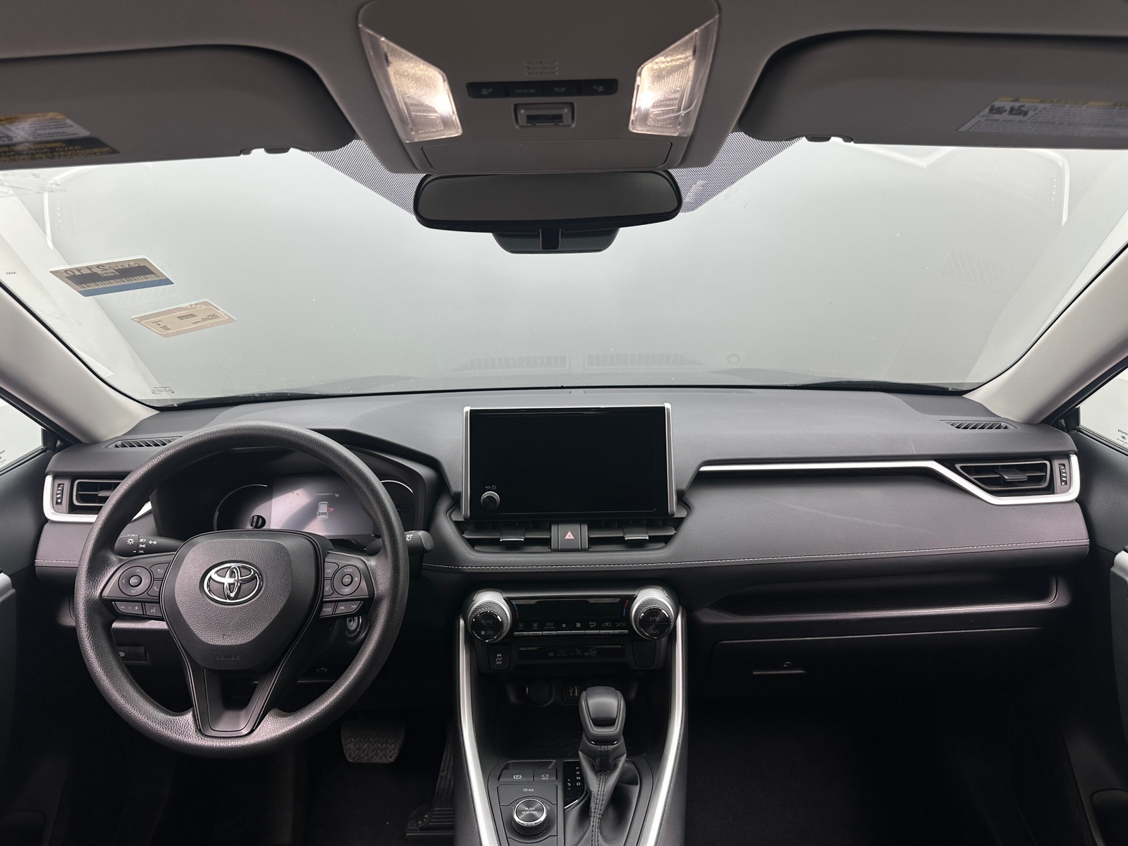 Thumbnail: 2025 Toyota RAV4 - 3