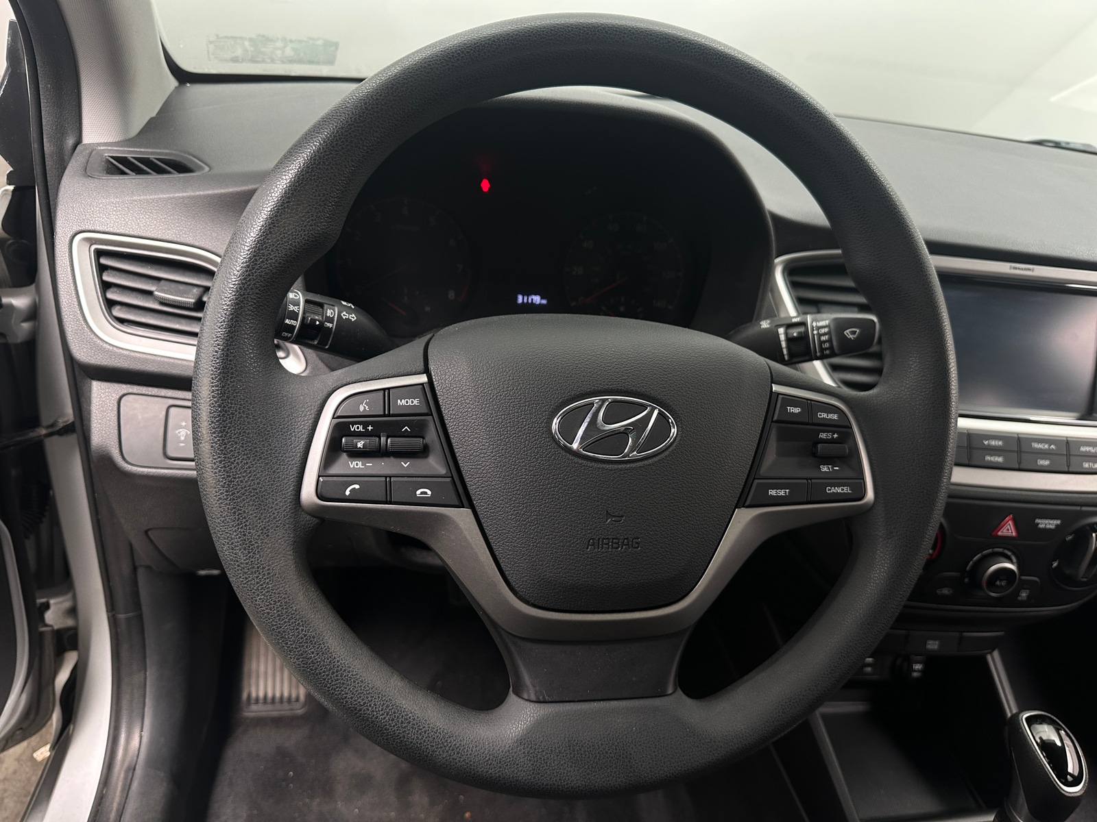 Thumbnail: 2019 Hyundai Accent - 5