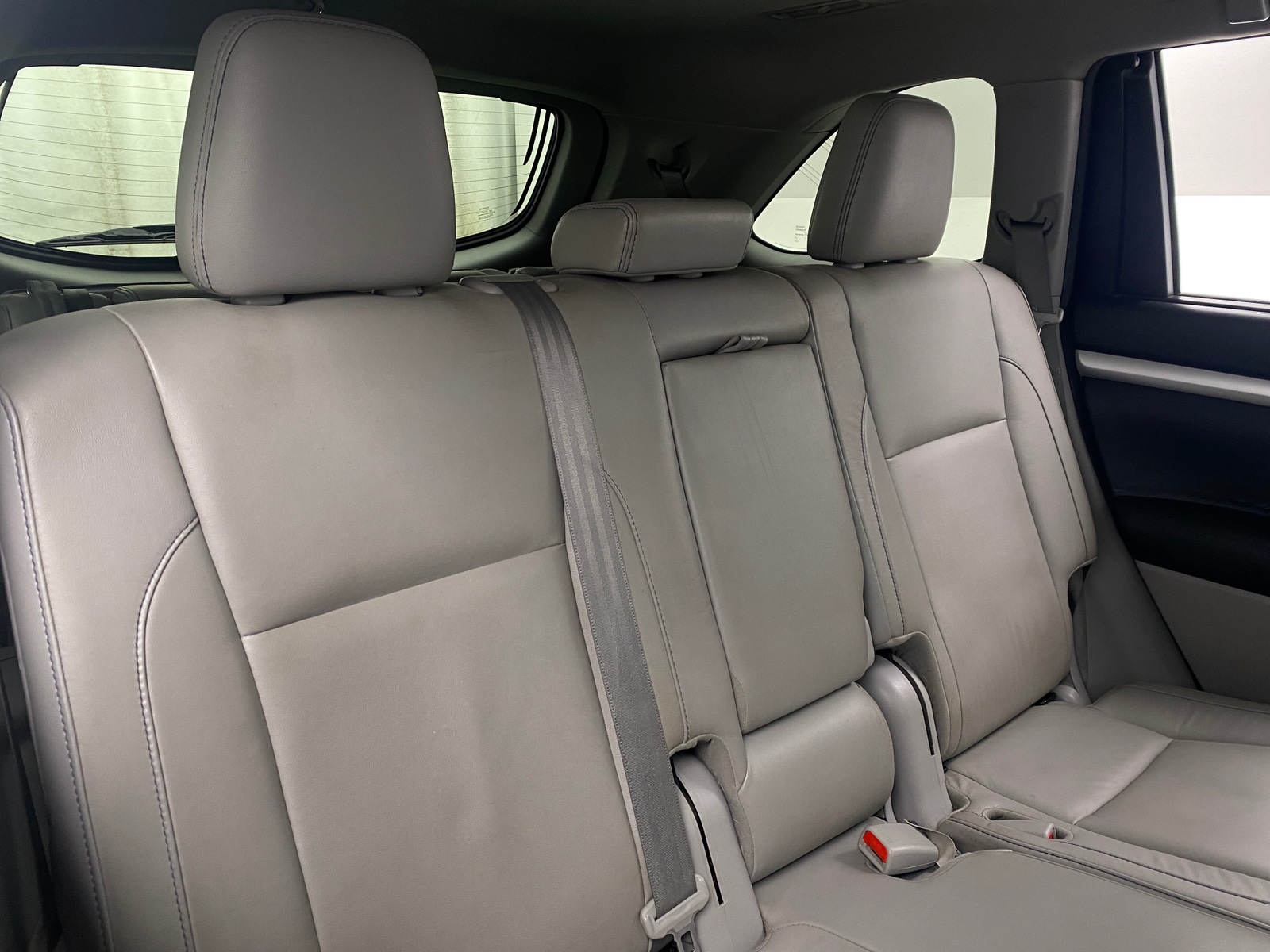 Thumbnail: 2017 Toyota Highlander - 5