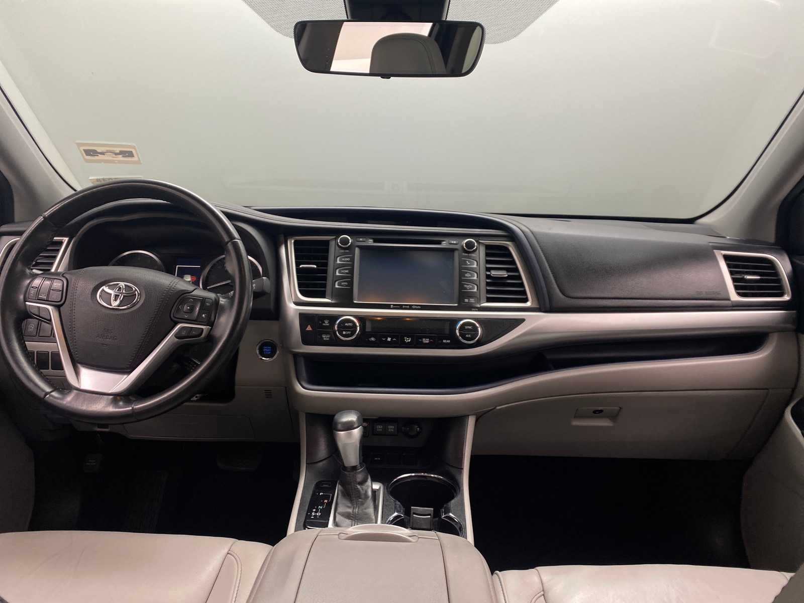 Thumbnail: 2017 Toyota Highlander - 2