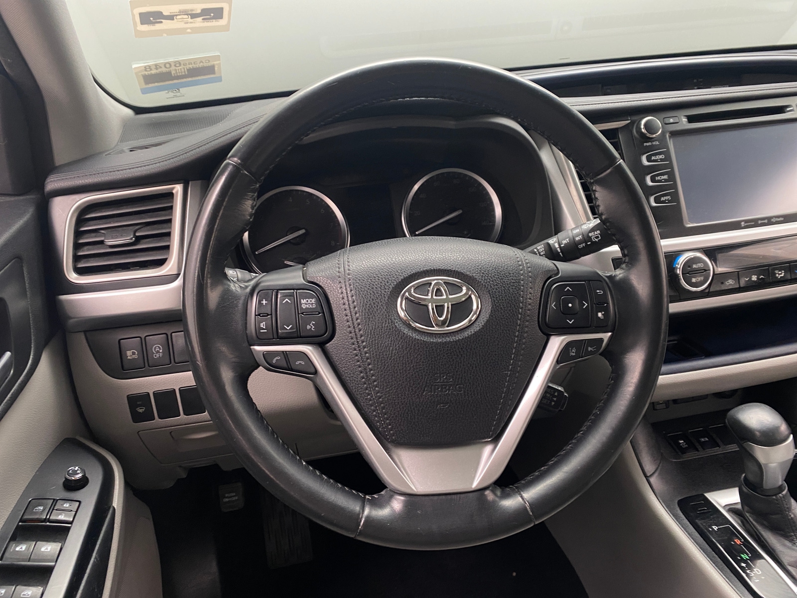 Thumbnail: 2017 Toyota Highlander - 4