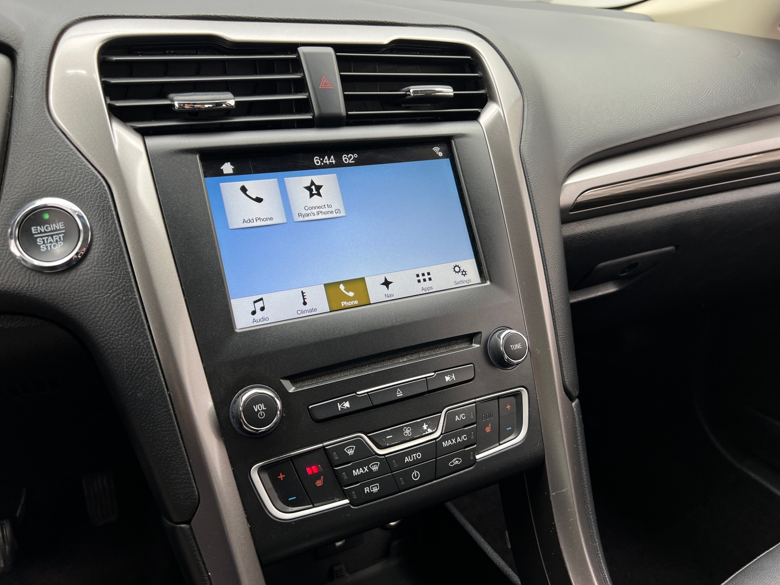 Thumbnail: 2017 Ford Fusion - 4