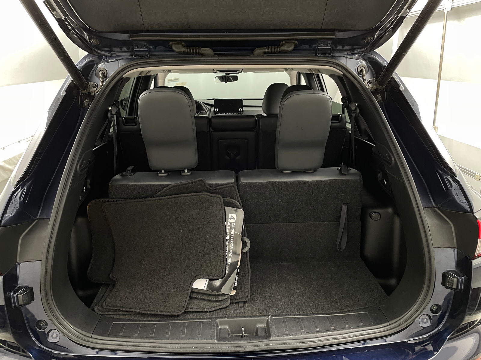 Thumbnail: 2024 Mitsubishi Outlander - 7