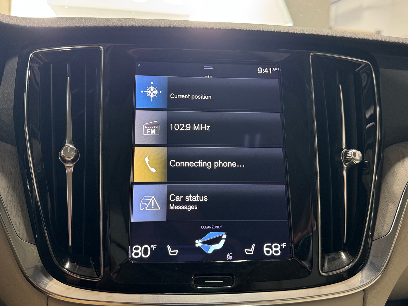 Thumbnail: 2022 Volvo V60 - 3