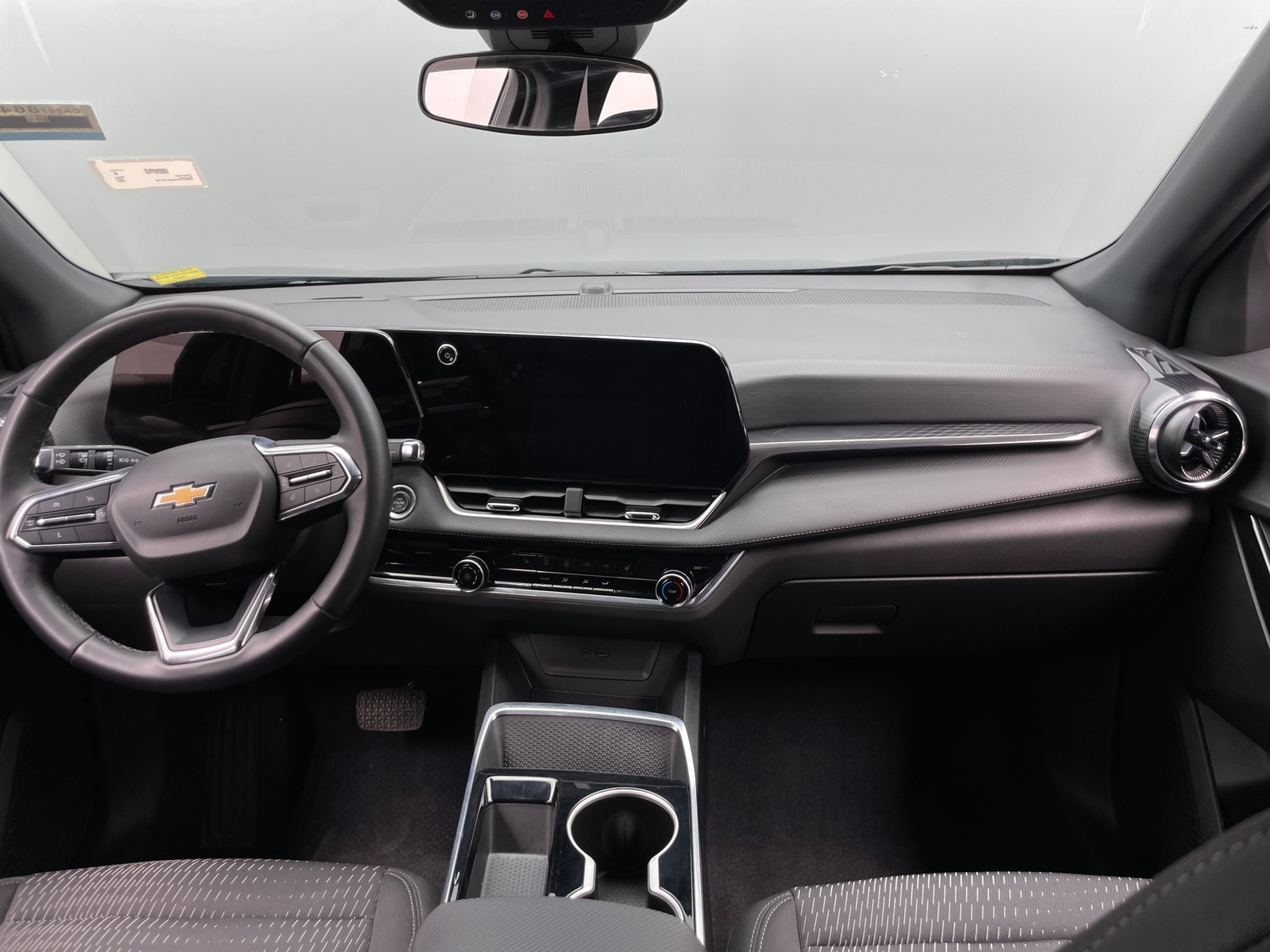 Thumbnail: 2025 Chevrolet Equinox - 3