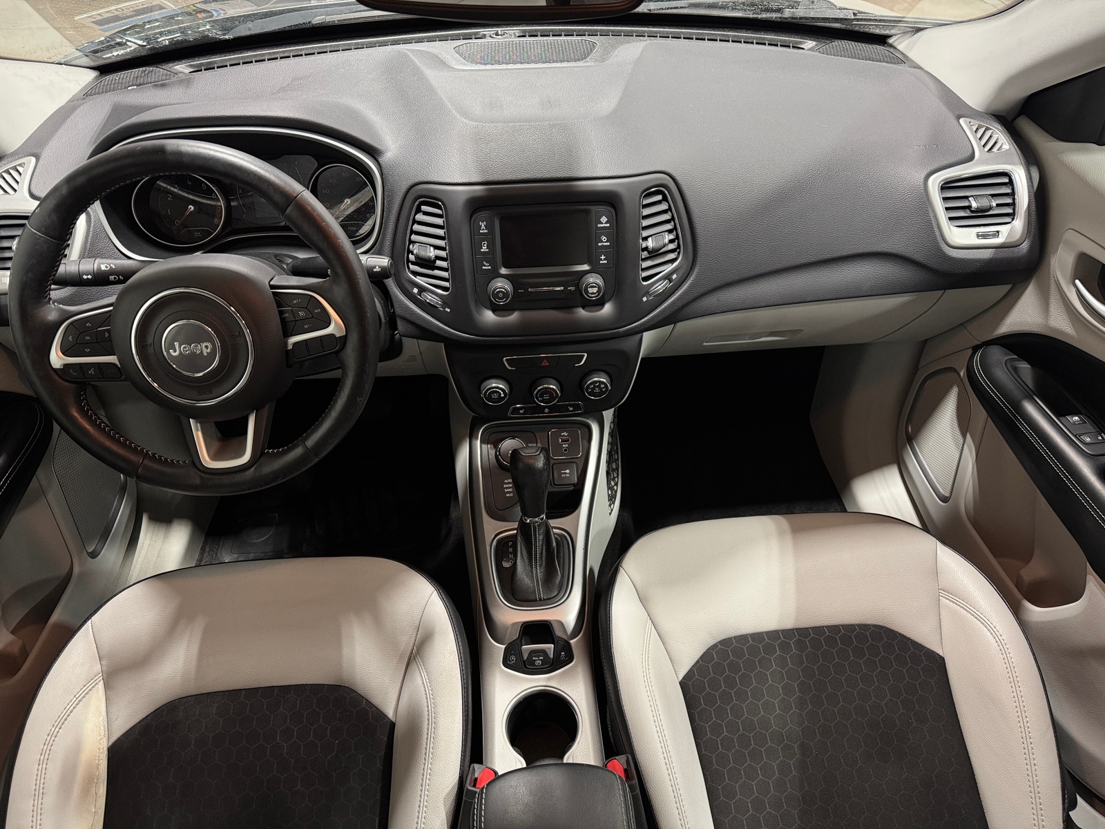 Thumbnail: 2018 Jeep Compass - 3