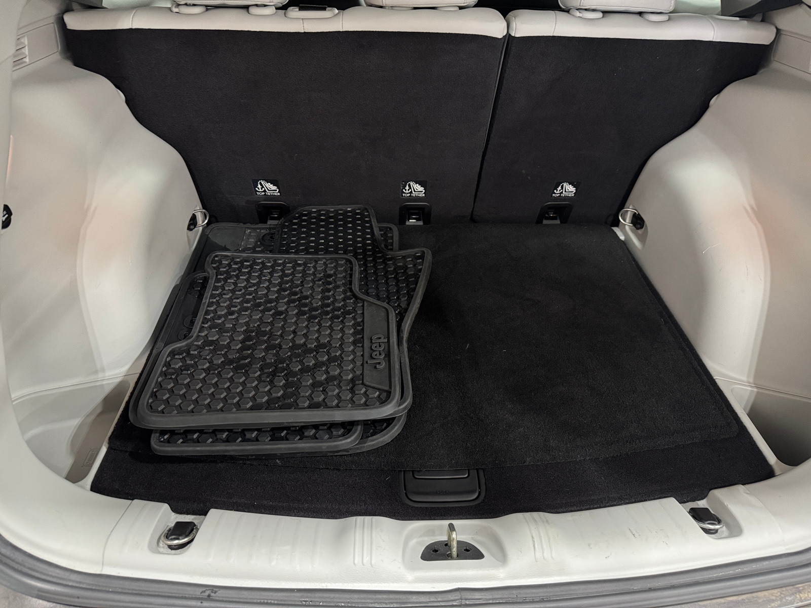 Thumbnail: 2018 Jeep Compass - 7