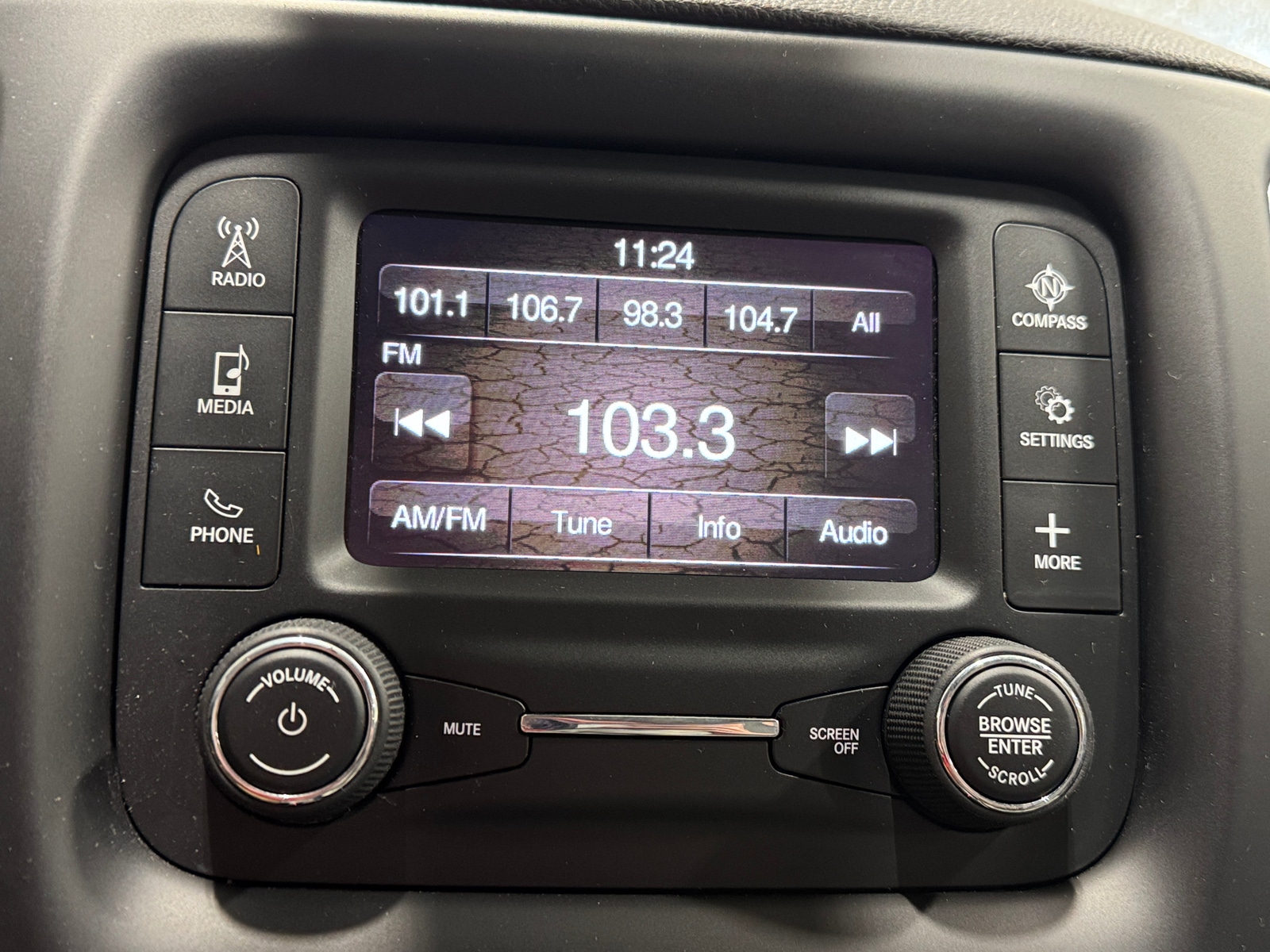 Thumbnail: 2018 Jeep Compass - 4