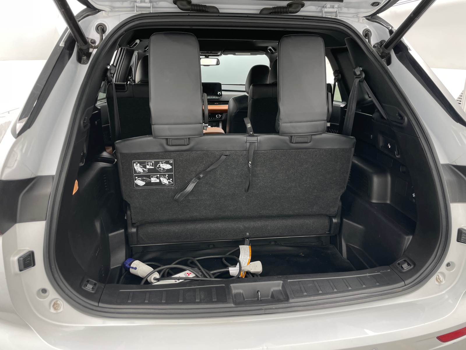 Thumbnail: 2023 Mitsubishi Outlander - 6