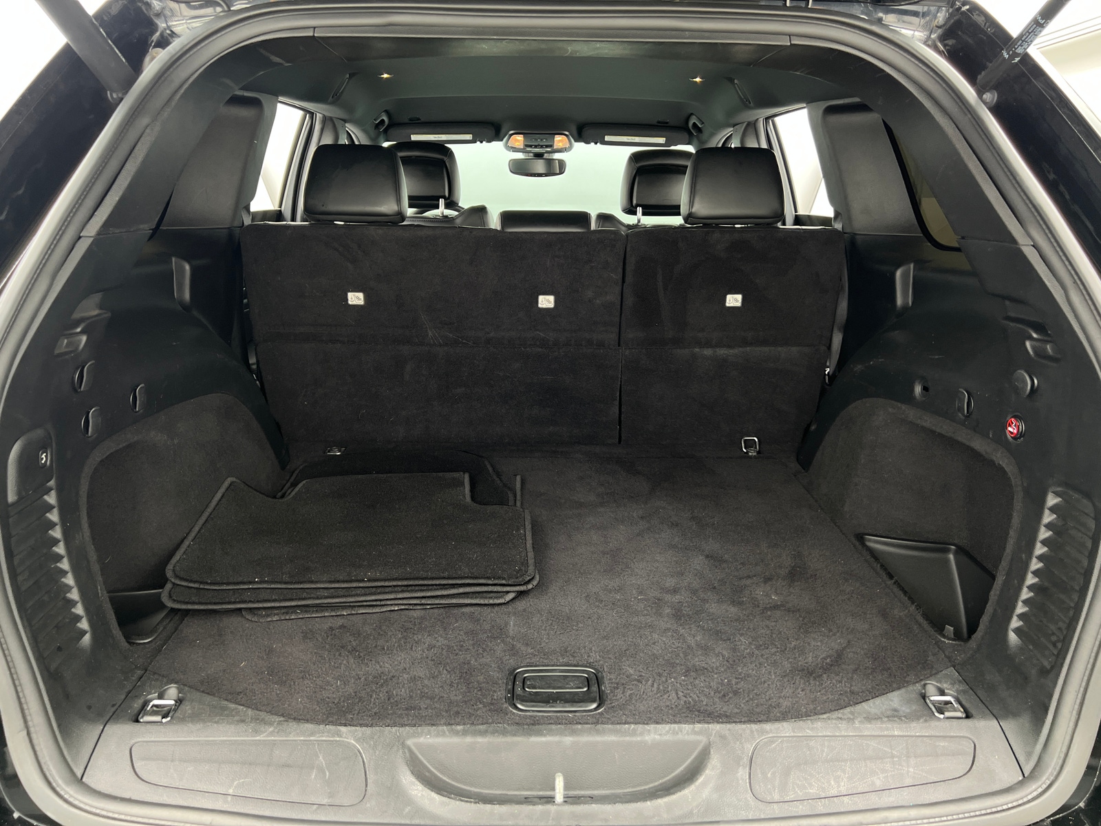 Thumbnail: 2019 Jeep Grand Cherokee - 7