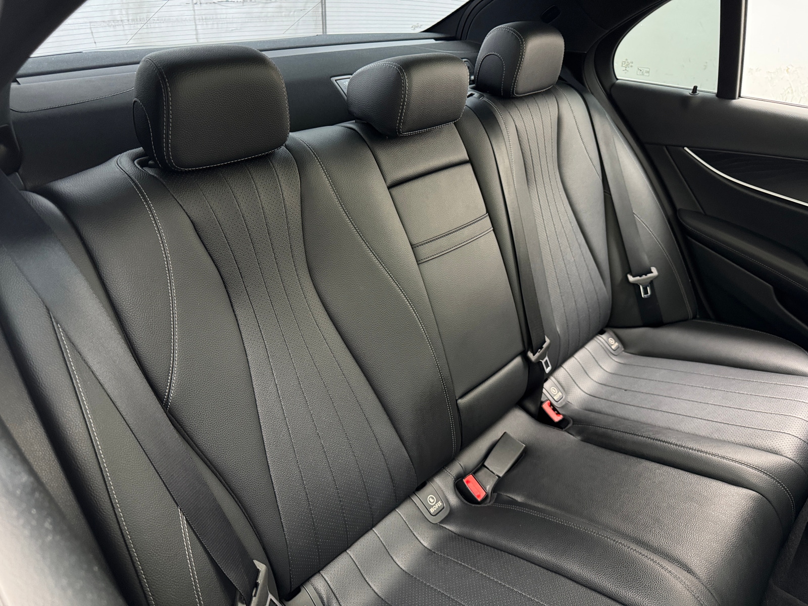 Thumbnail: 2019 Mercedes-Benz E-Class - 5