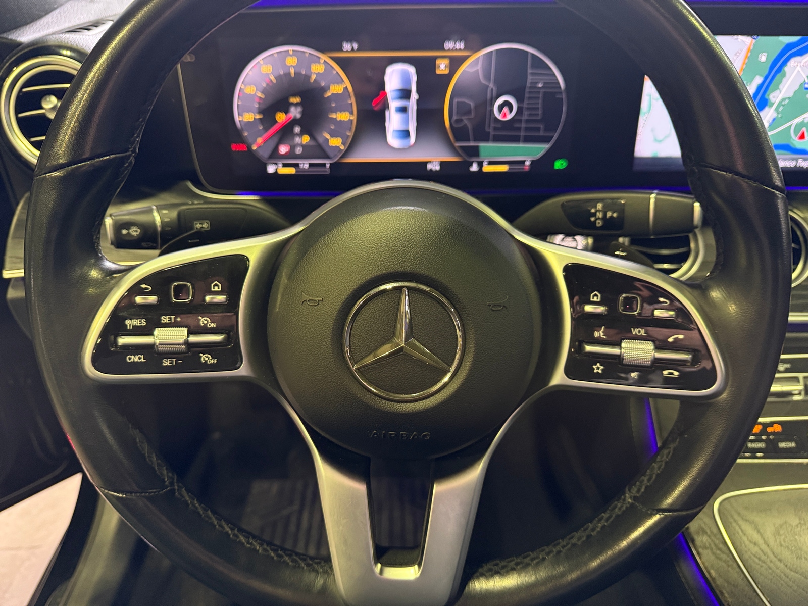 Thumbnail: 2019 Mercedes-Benz E-Class - 4