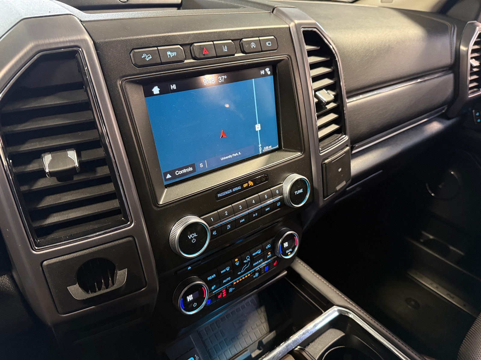 Thumbnail: 2018 Ford Expedition - 3