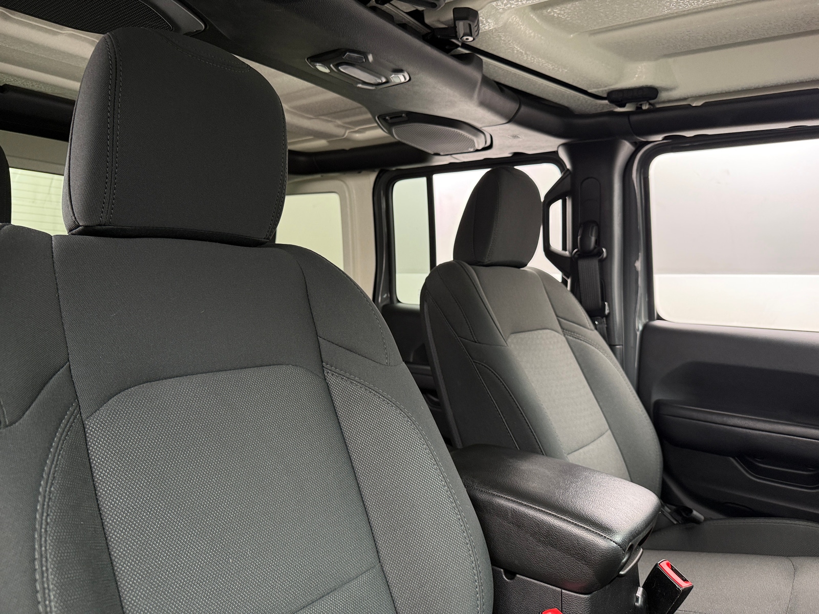 Thumbnail: 2019 Jeep Wrangler - 2