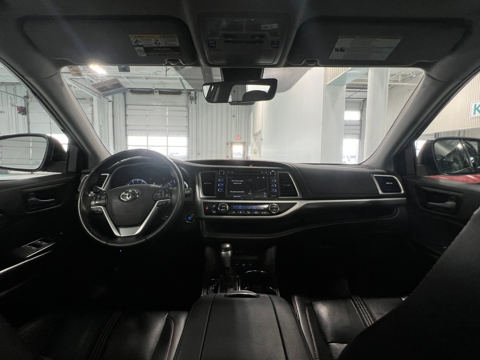 Thumbnail: 2019 Toyota Highlander - 2