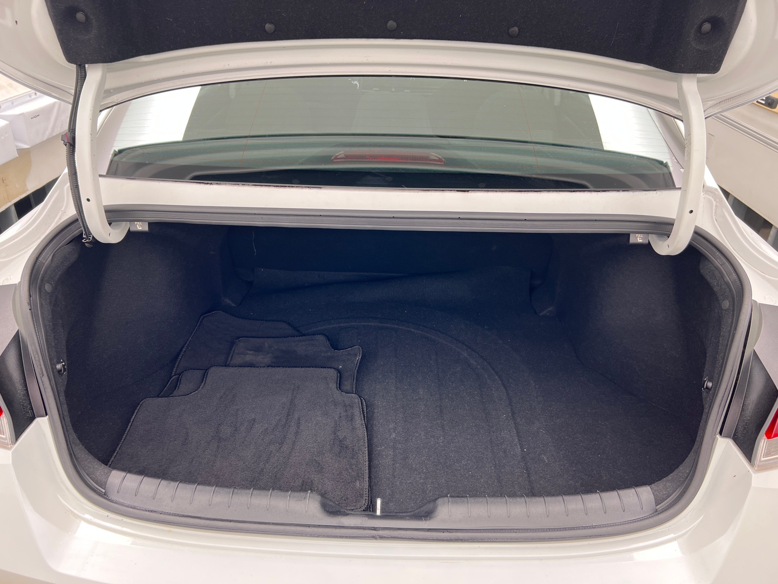 Thumbnail: 2022 Hyundai Elantra - 7