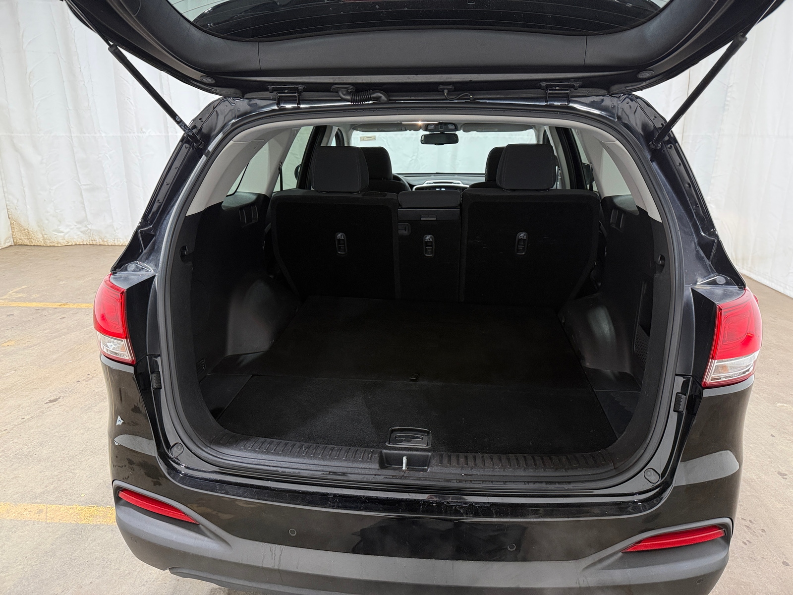 Thumbnail: 2017 Kia Sorento - 7