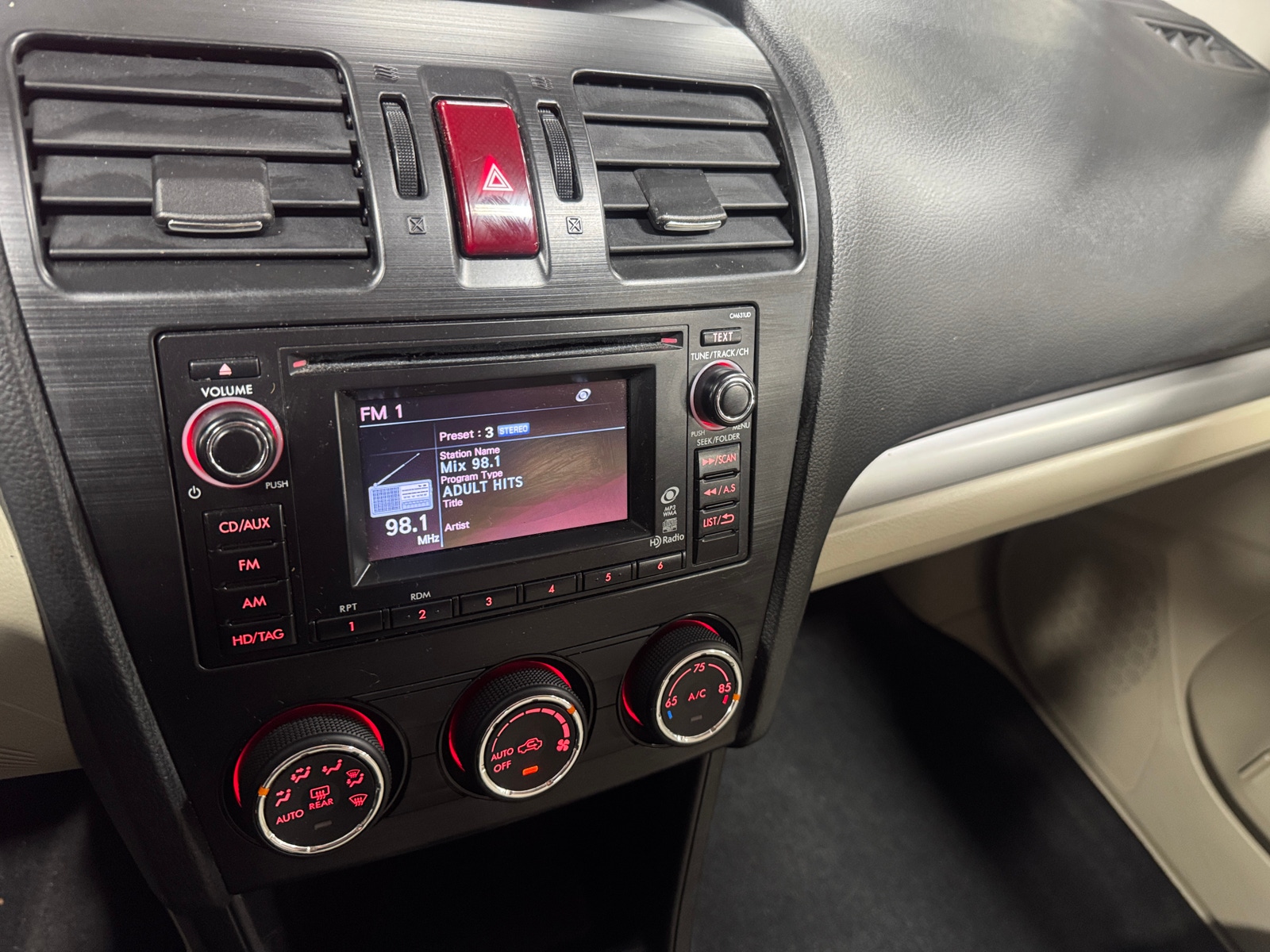 Thumbnail: 2014 Subaru XV Crosstrek - 3