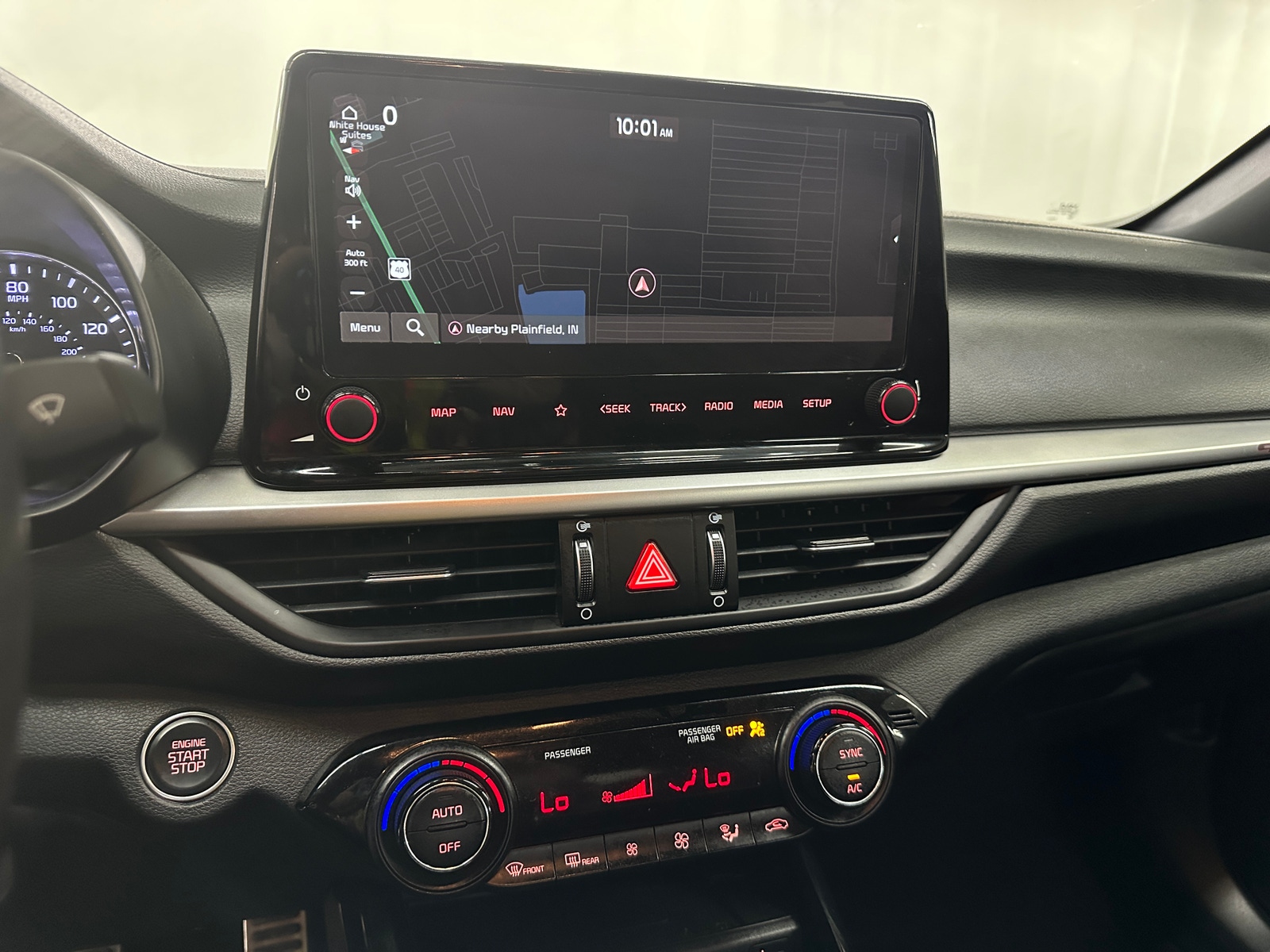 Thumbnail: 2024 Kia Forte - 4