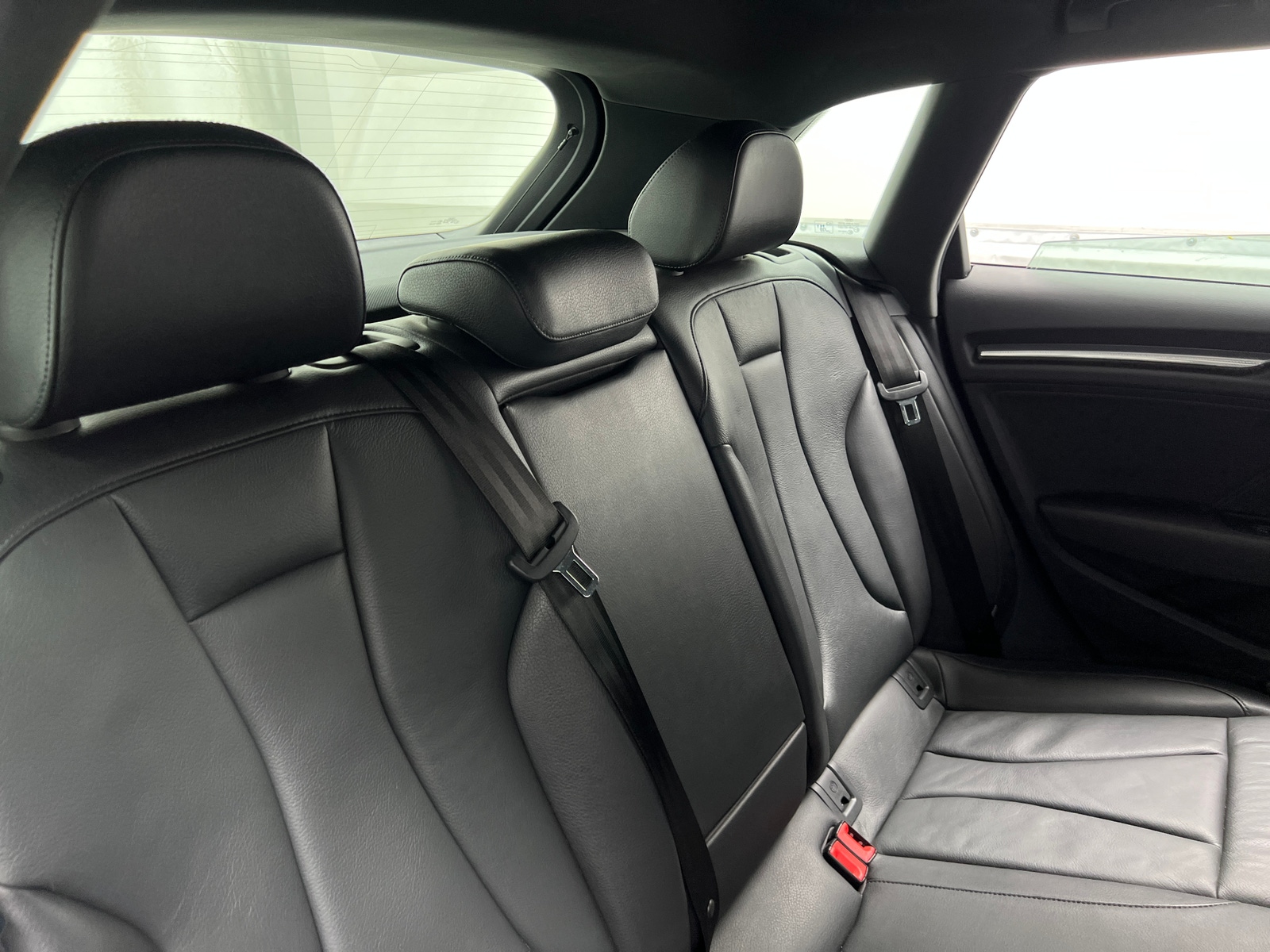 Thumbnail: 2018 Audi A3 e-tron - 5