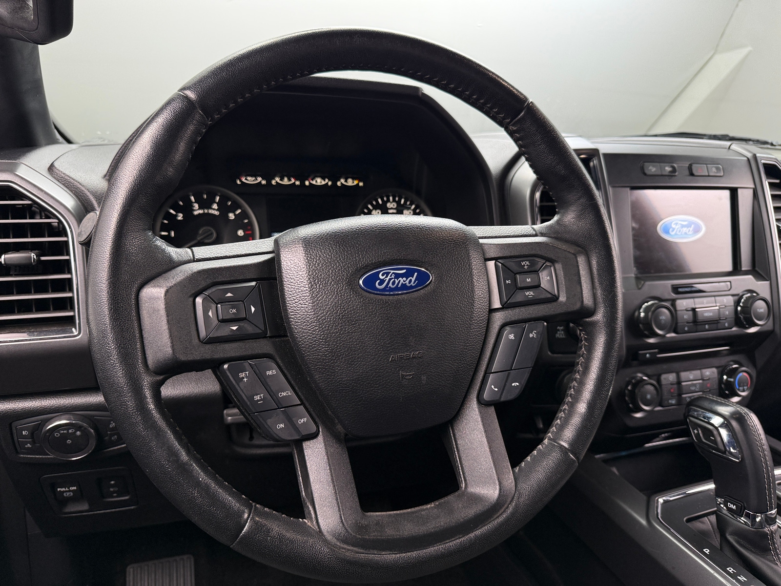 Thumbnail: 2018 Ford Econoline - 5