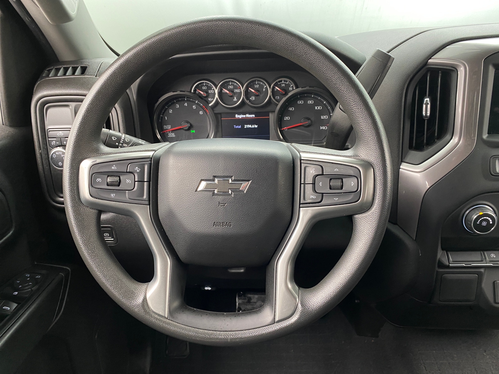 Thumbnail: 2022 Chevrolet Silverado 1500 - 5