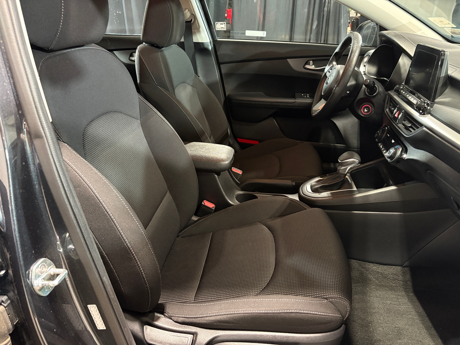 Thumbnail: 2019 Kia Forte - 2