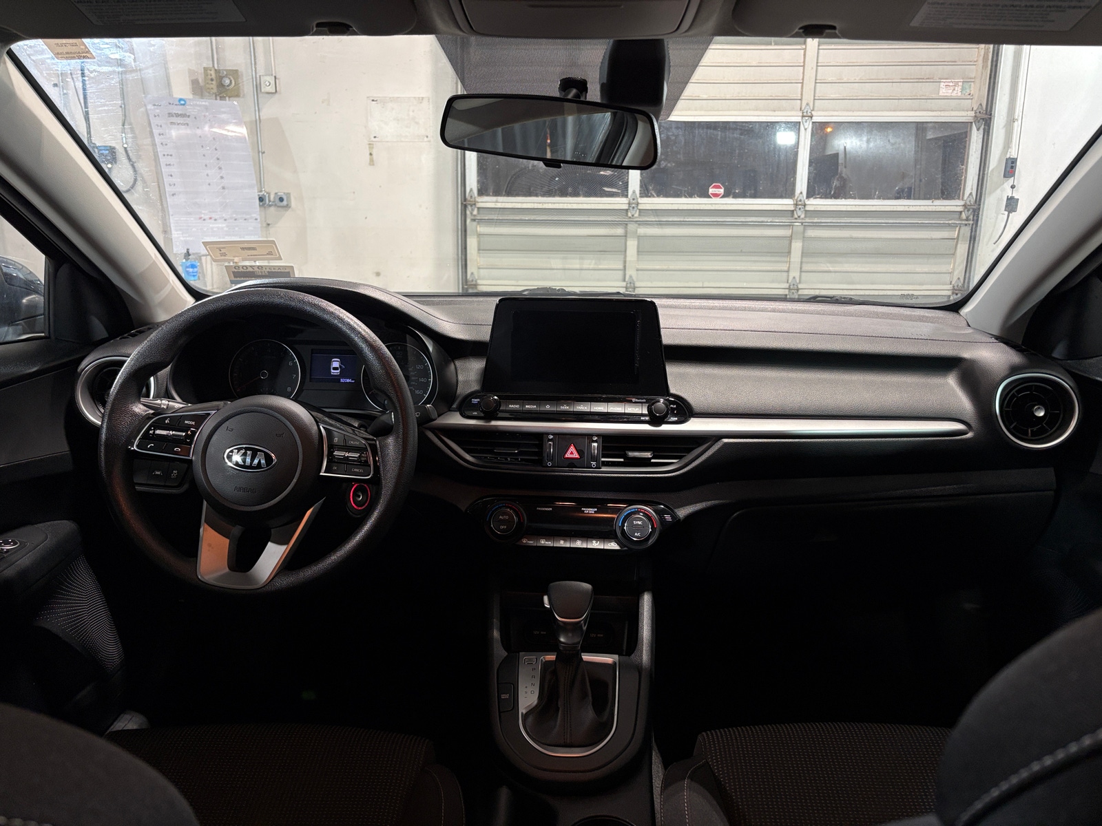 Thumbnail: 2019 Kia Forte - 3