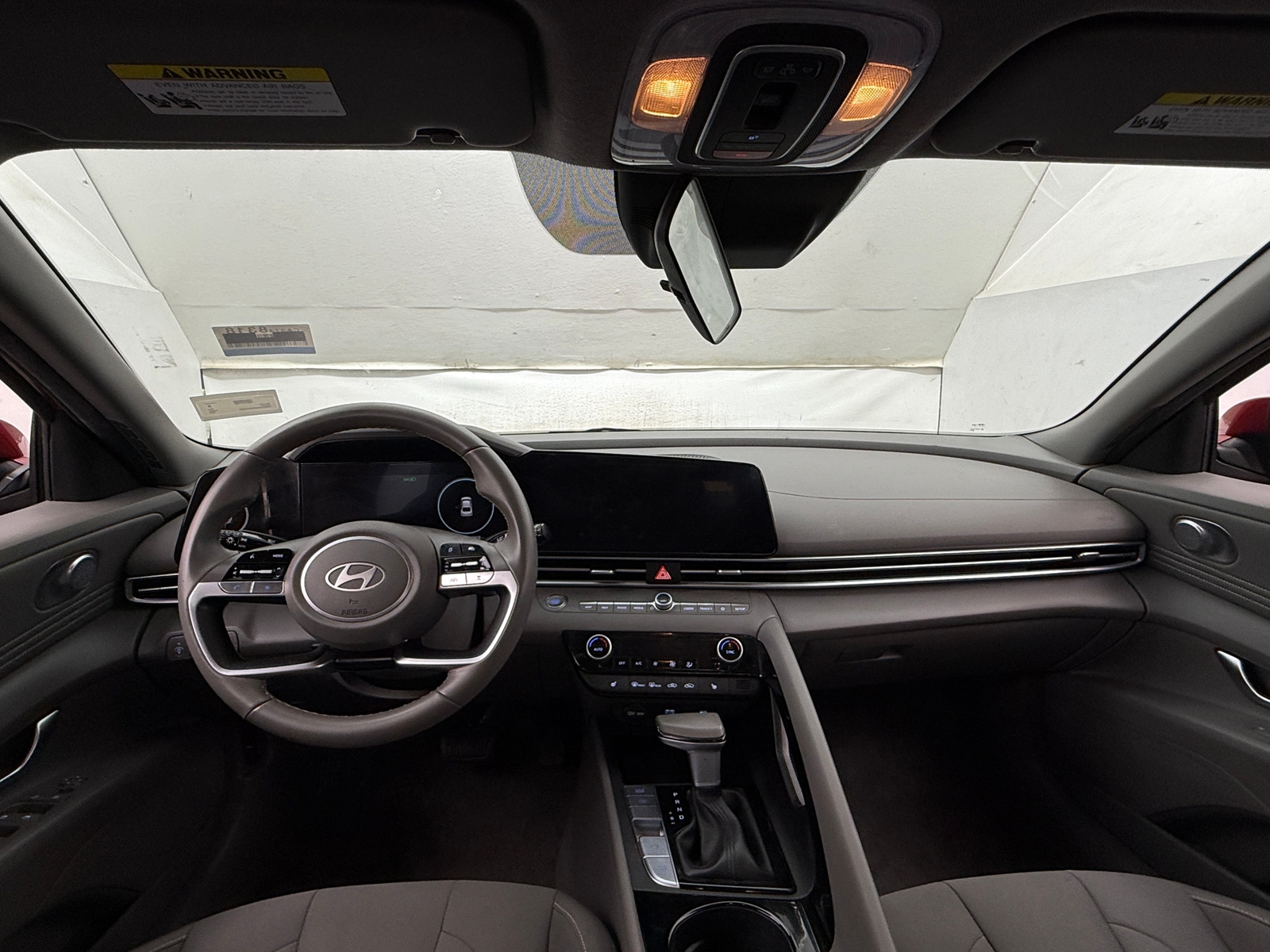 Thumbnail: 2024 Hyundai Elantra - 3